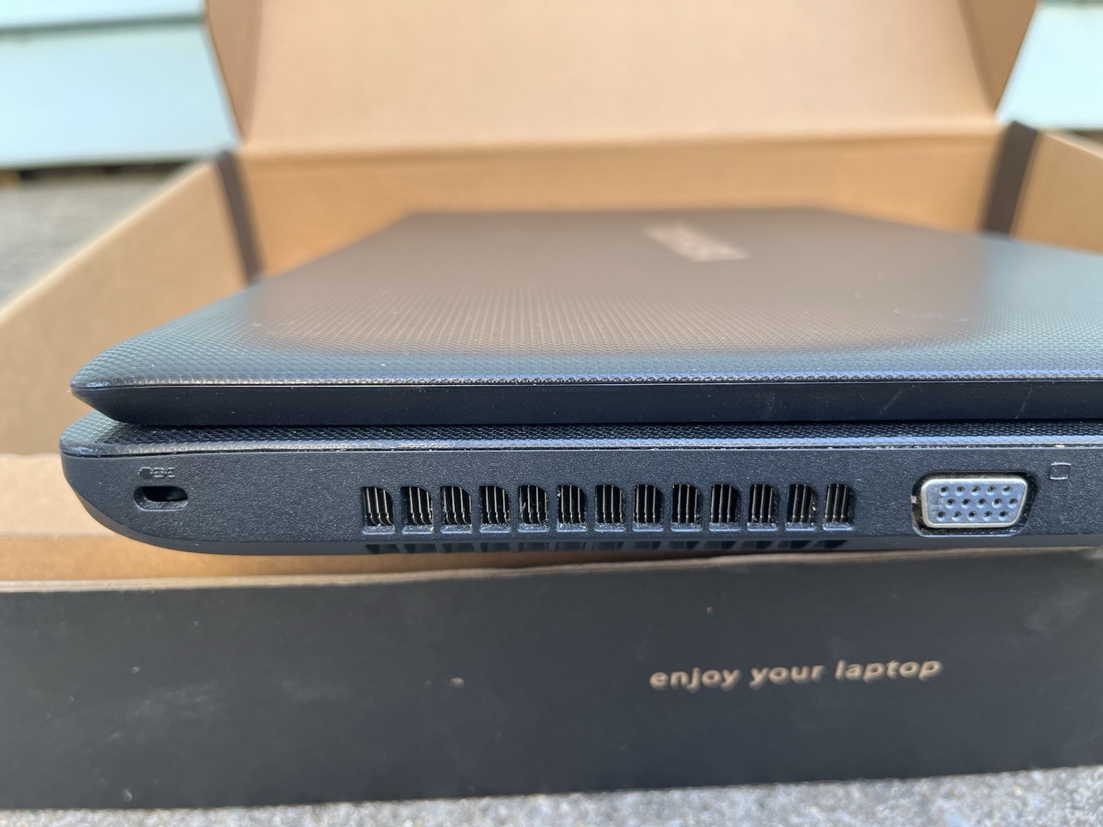 Toshiba Satellite Pro C650 S5202 Laptop 15.6″ Intel Core Processor C655D
