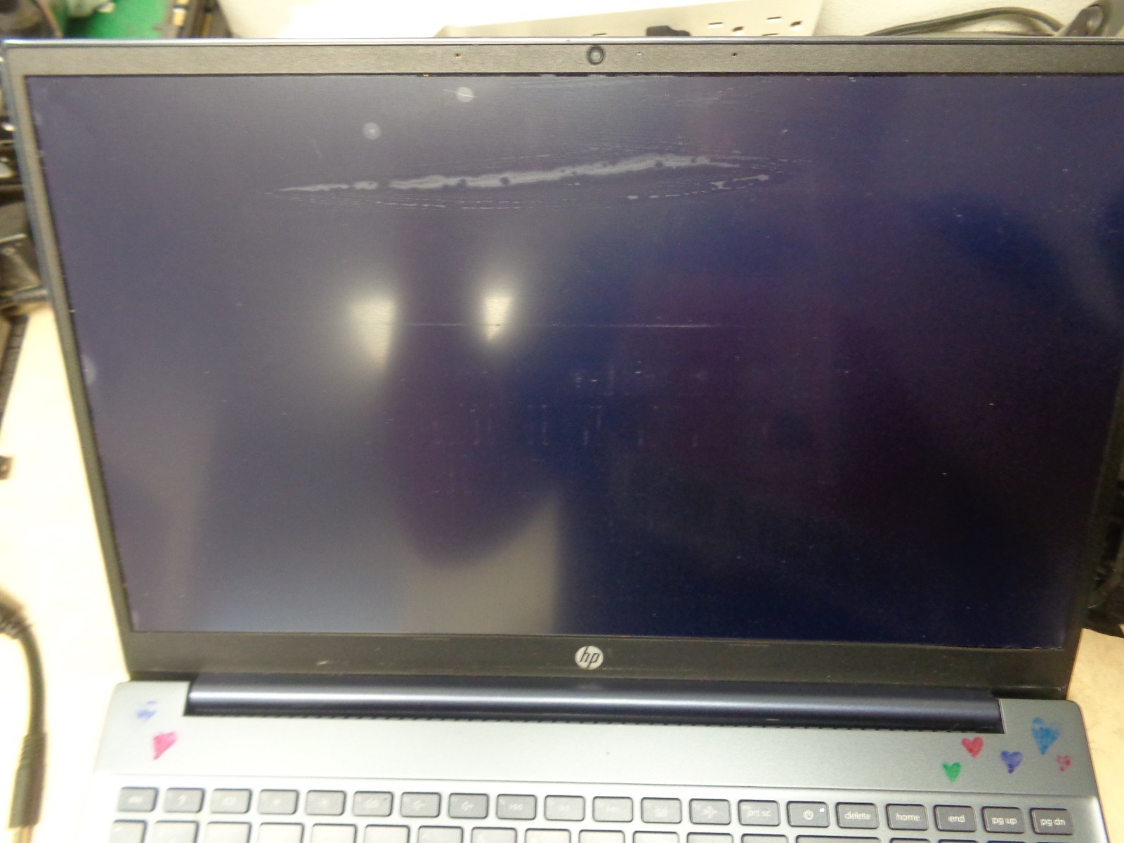 HP 15-eh0090wm Pavilion 15.6″ FHD Ryzen 5 4500U 2.38GHz AMD Radeon 8GB 500GB SSD