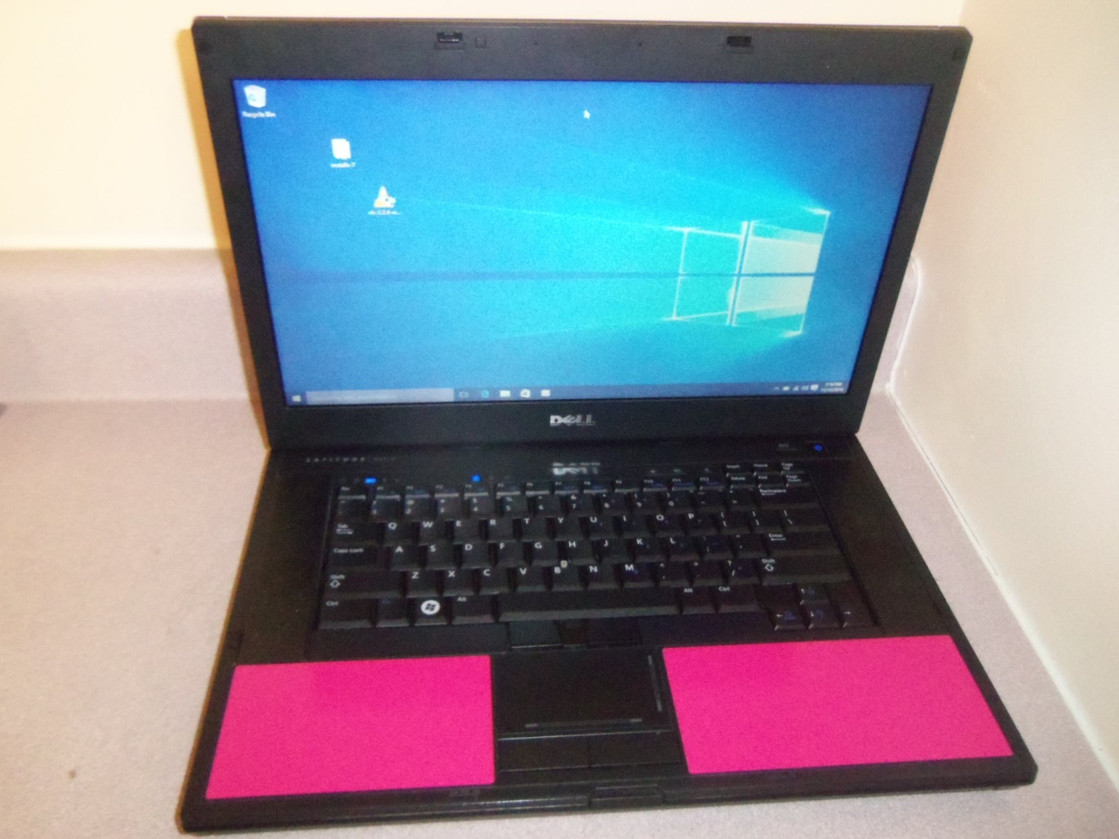 HOT PINK LIGHT GAMING i5 2.40GHz 8G RAM,320GB HDD,WIN11,CAM
