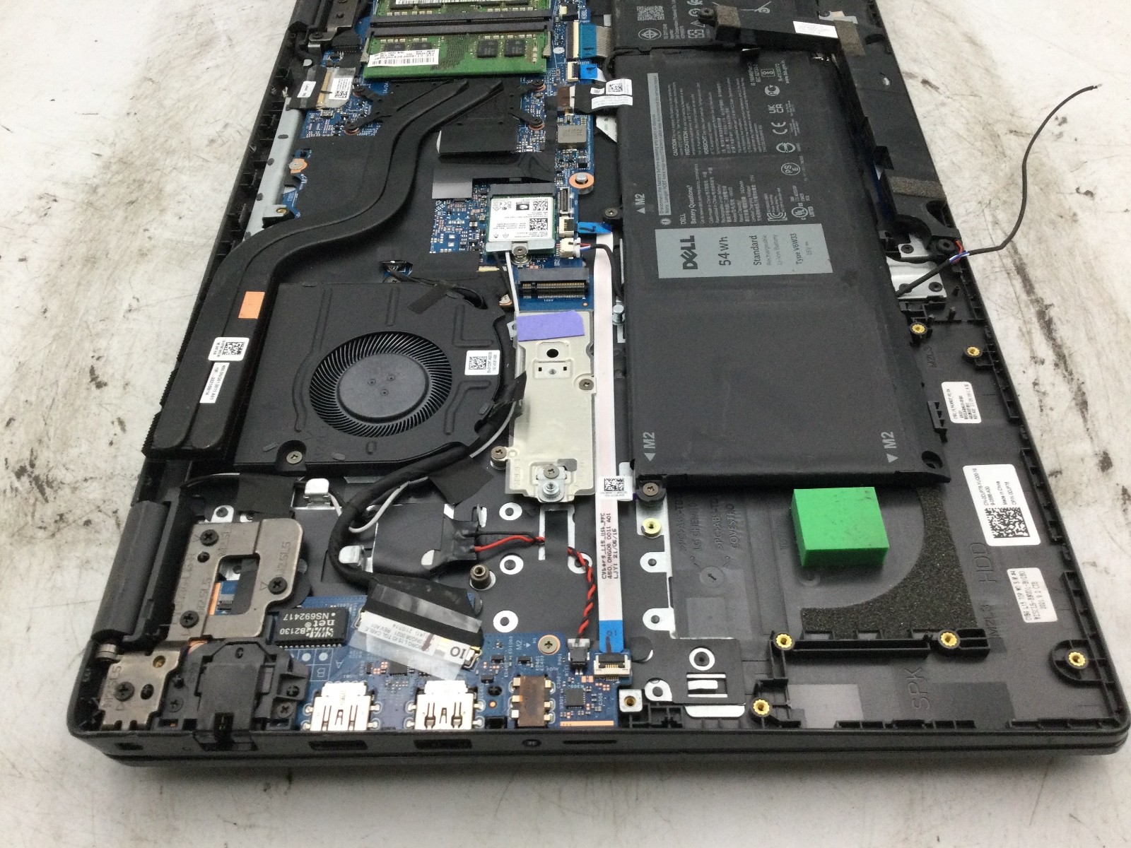 DELL PRECISION 3510 – FOR PARTS – INTEL I7 – MISSING COMPONENTS – READ DESC – BB