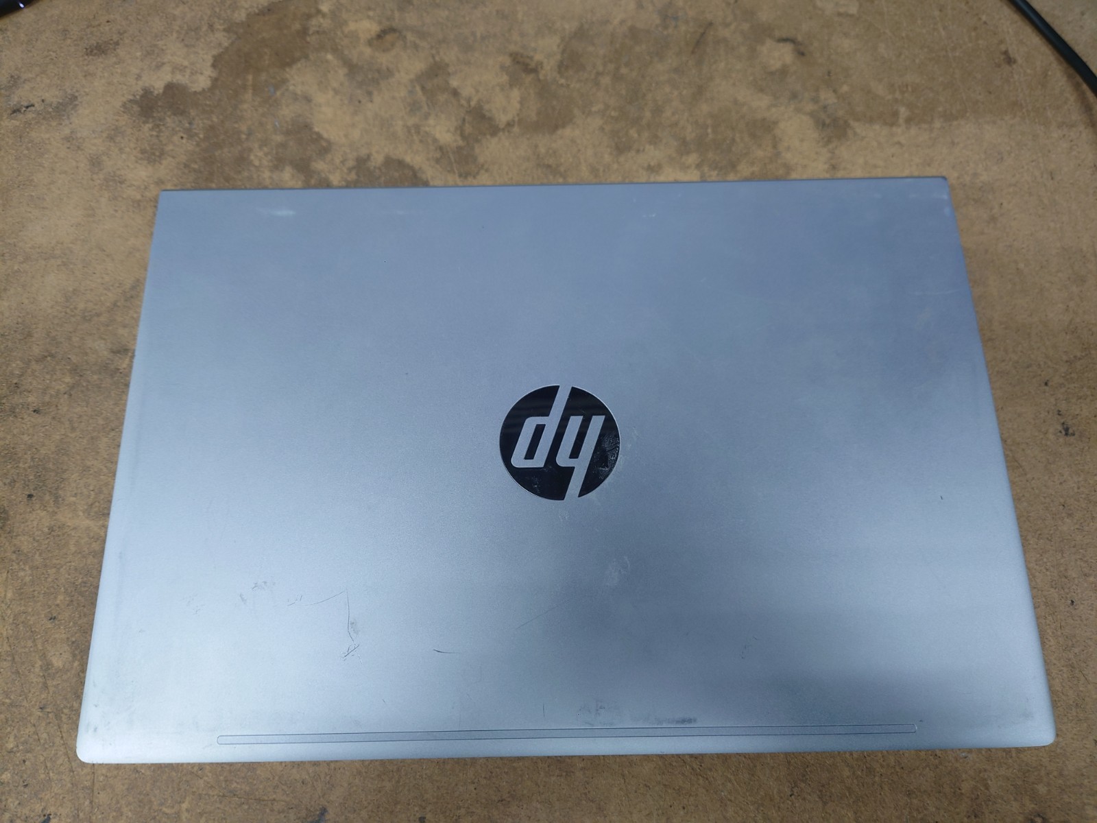 HP ProBook 430 G8 13.3″ i5-1135G7 8GB RAM No OS/SSD *Damaged LCD*