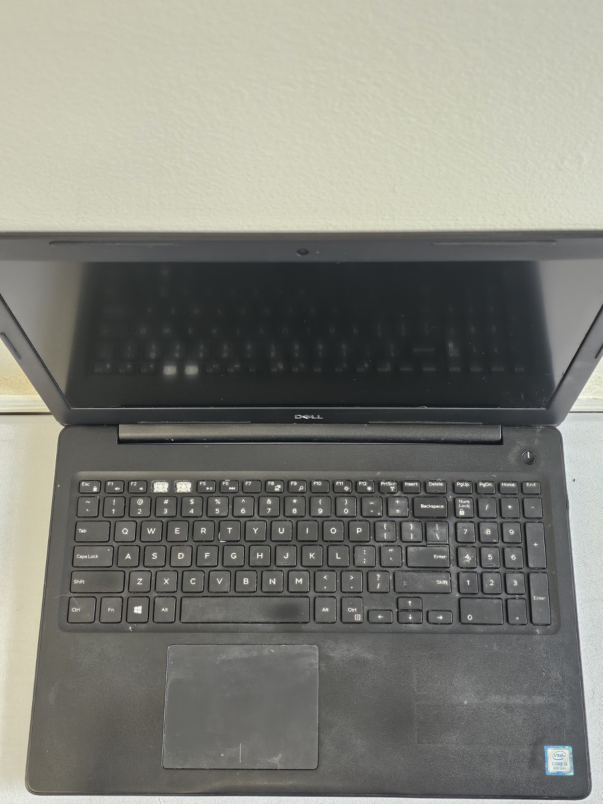 Dell Latitude E3590 Laptop – Intel i5 Gen 8 – 8GB RAM – 120GB SSD – Win 10 READ