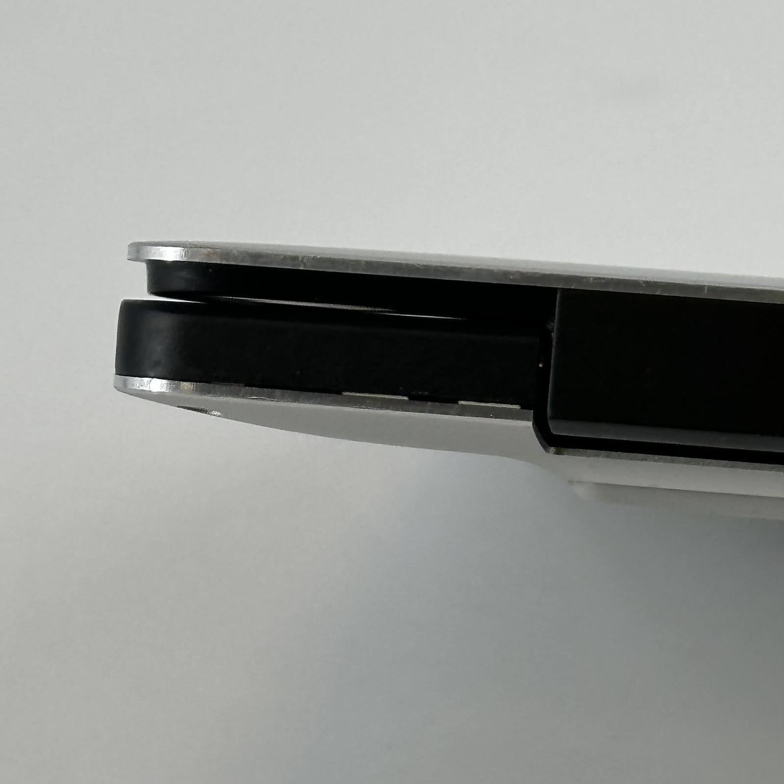 Dell XPS 13 9305 Silver FHD i7-1165G7 2.80GHz 16GB 512GB SSD MINOR FRAME GAP
