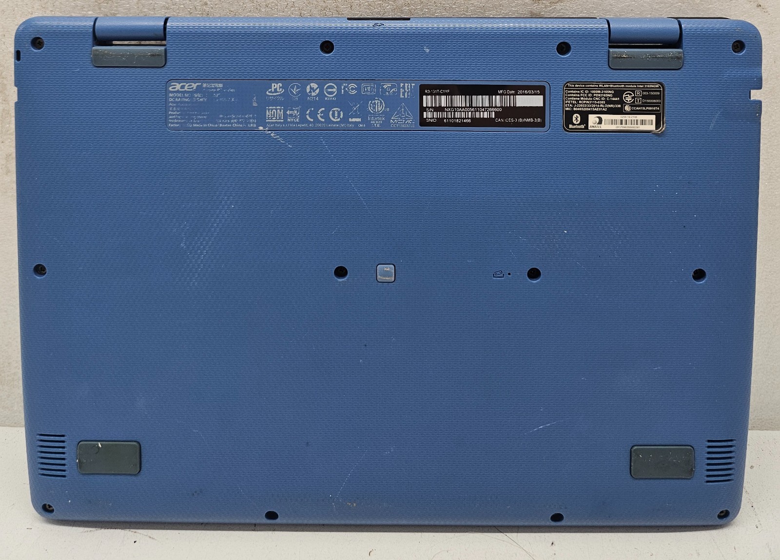 Acer Aspire R11 R3-131T-C1YF Laptop Intel Celeron N3050 2GB Ram 32GB NO OS (FL)