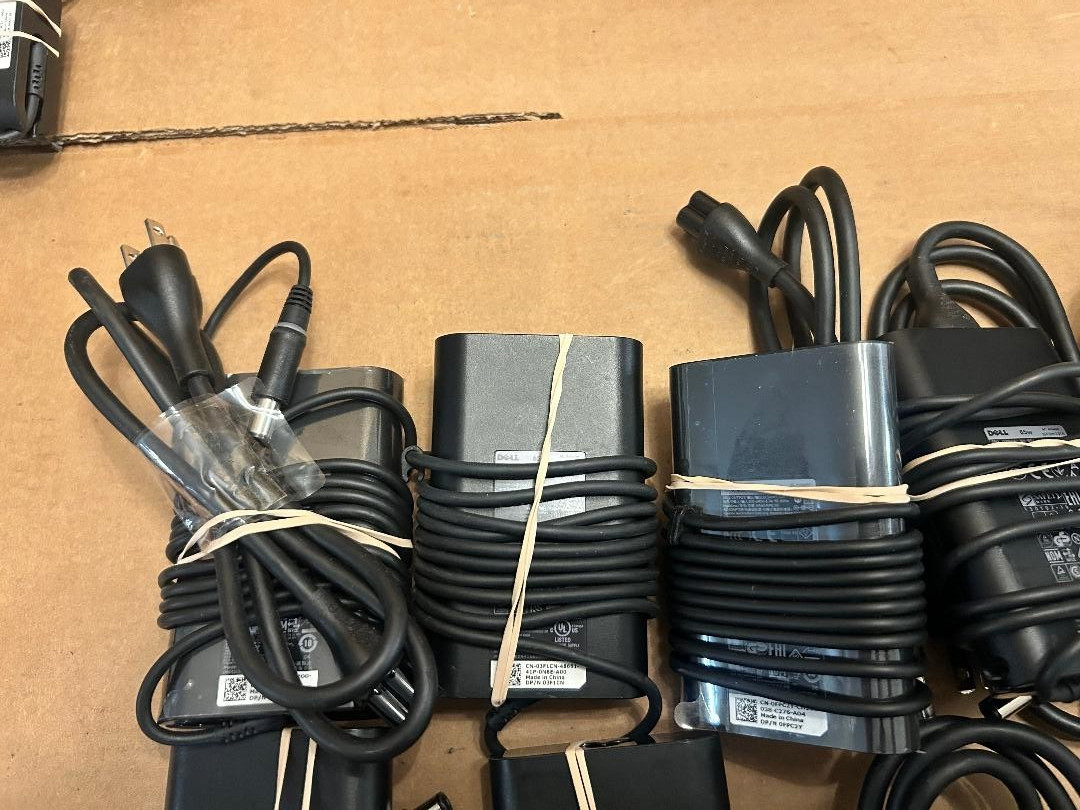 Qty.13 Dell 65W Laptop Adapters 03F1CN 0FPC2Y 06TFFF 0JNKWD