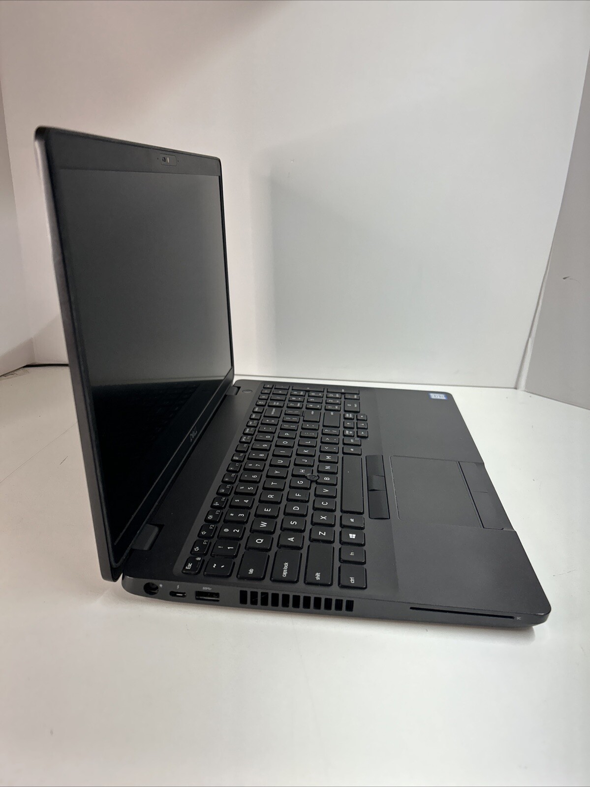Dell Precision 3541 15.6″ Intel Core i5-9400H 8 Ram 1T SSD Win 11 Pro Needs🔋