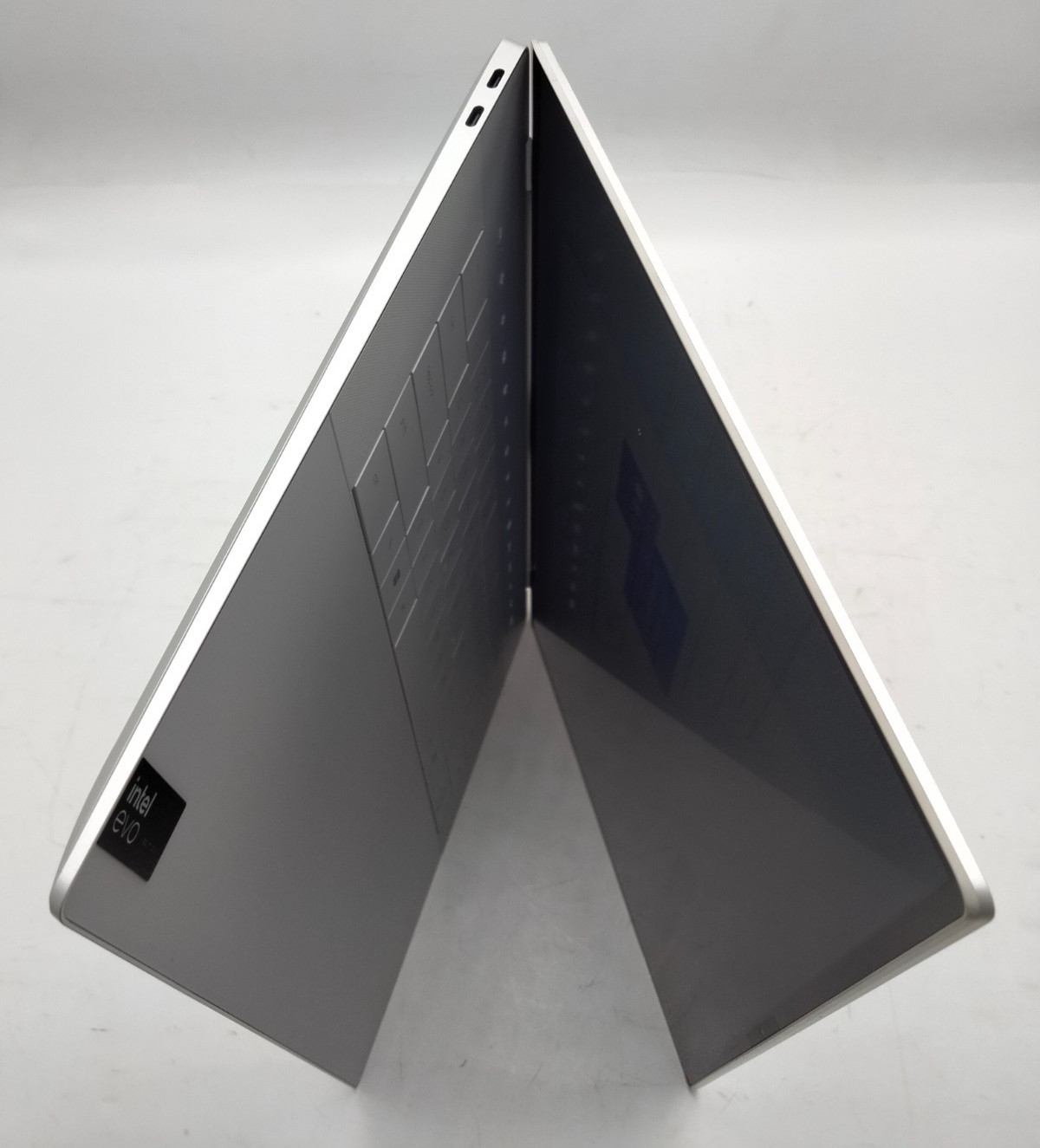 Dell XPS 16 9640 Core Ultra 9 185H 2.50GHz 32GB RAM 512GB SSD Win. 11 laptop