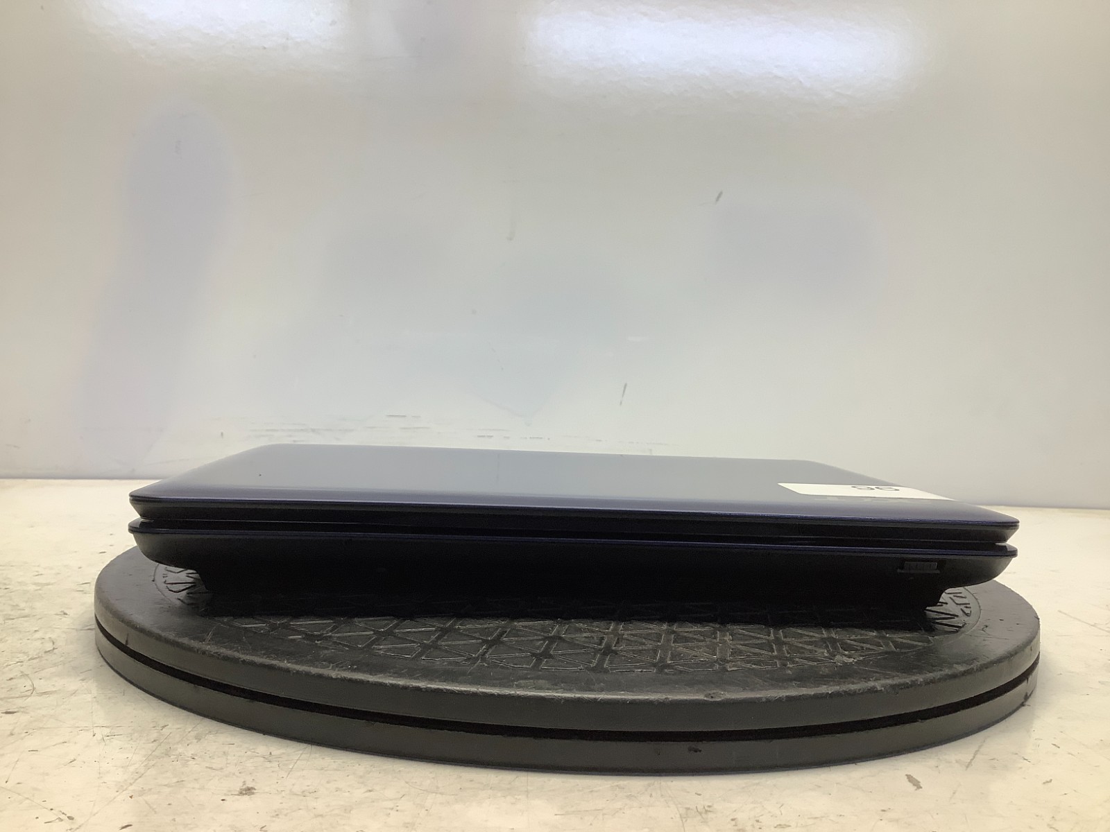 Acer Aspire One ZG5 Intel Atom N270 1.6GHz 1 GB NO HDD/Battery/Cover