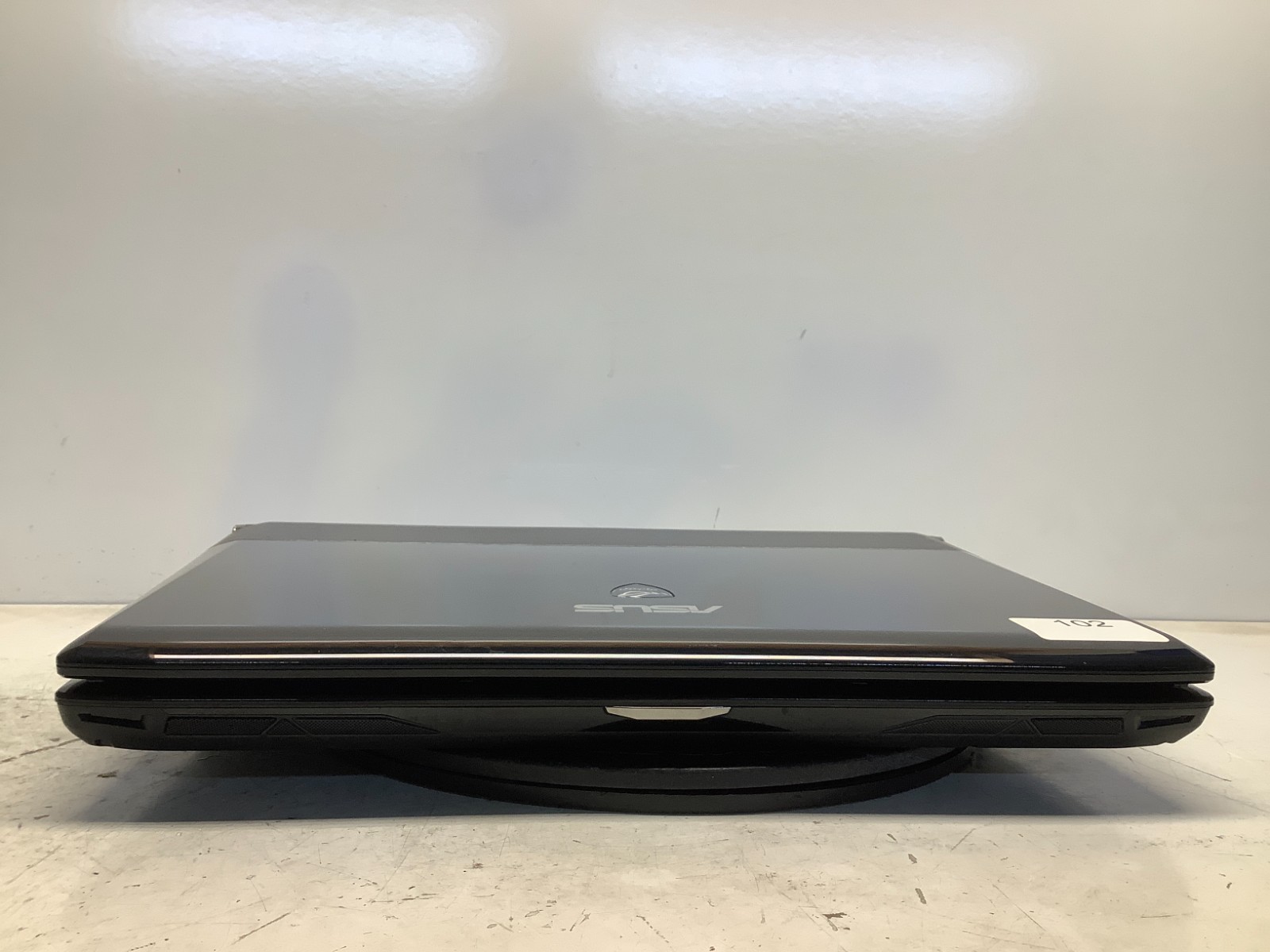 Asus G72GX-RBBX05 Intel Core 2 Duo P8700 2.53GHz 6 GB NO HDD