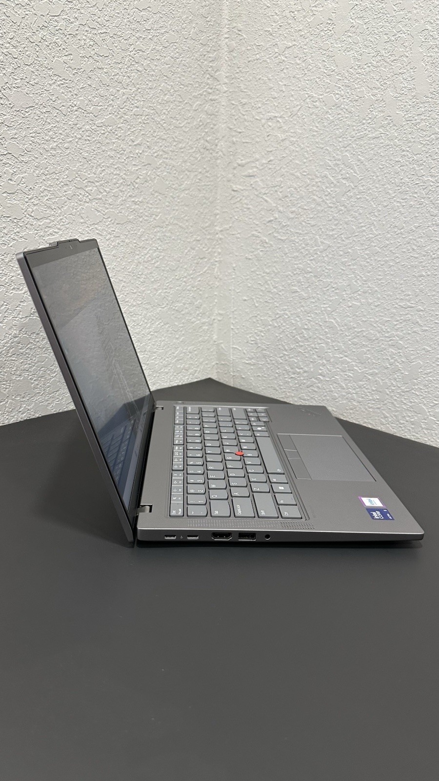 Lenovo Thinkpad T14 Gen 5 Intel Ultra 5 16 GB Ram 256 GB SSD