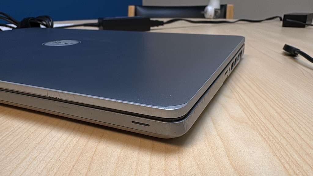Dell Latitude 5410 i5 10310U @ 1.70Ghz 16GB RAM 256GB NVME .