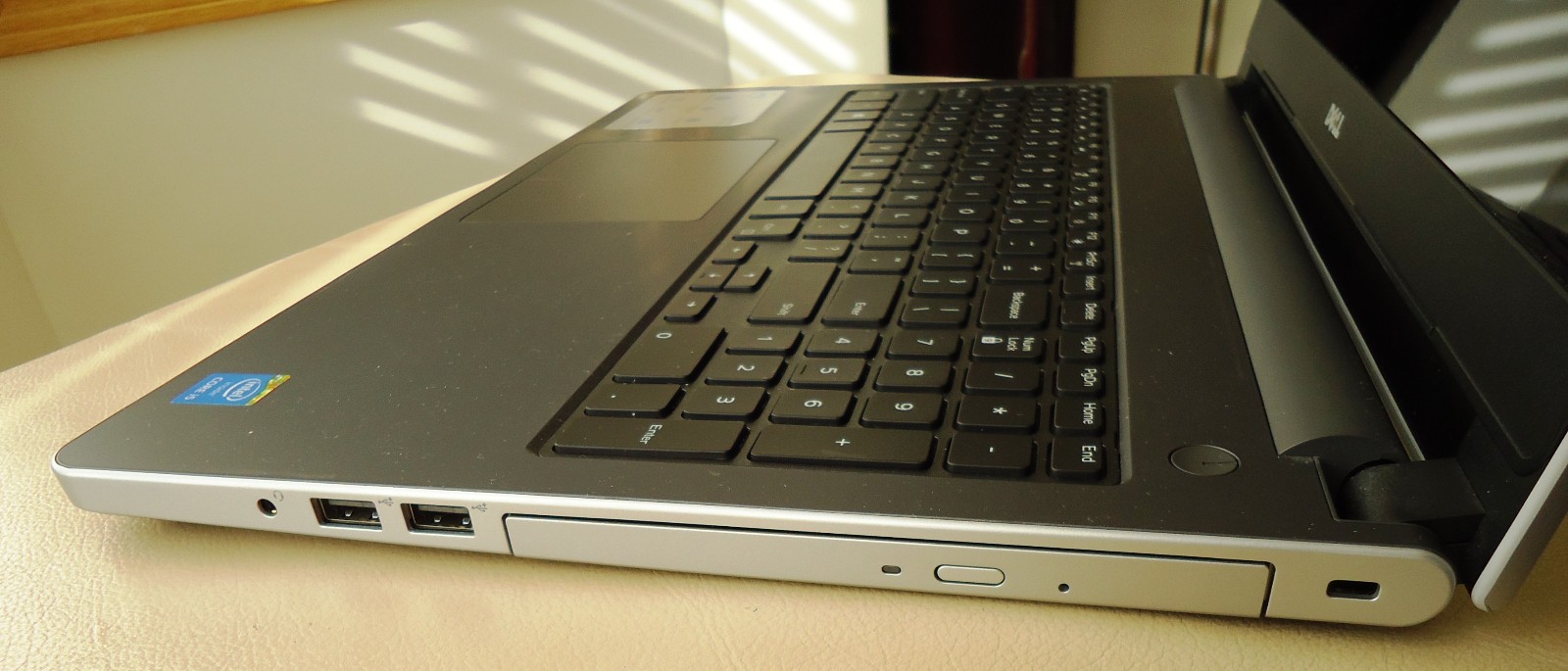 Dell Inspiron 15 5559 15.6″ i5-6200U 2.30GHz 8GB 250GB SSD Windows 11 MS Office