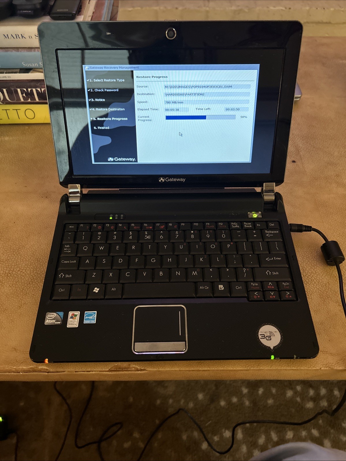 Gateway LT2016u Netbook – Windows XP Home – Intel Atom – Tested & Working