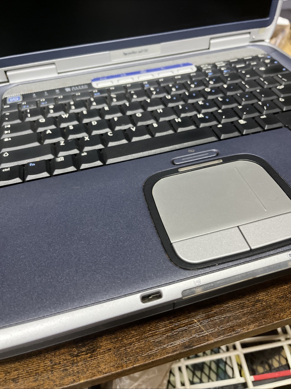 Vintage HP Pavilion Ze 5185 Retro Gaming Laptop Windows Xp