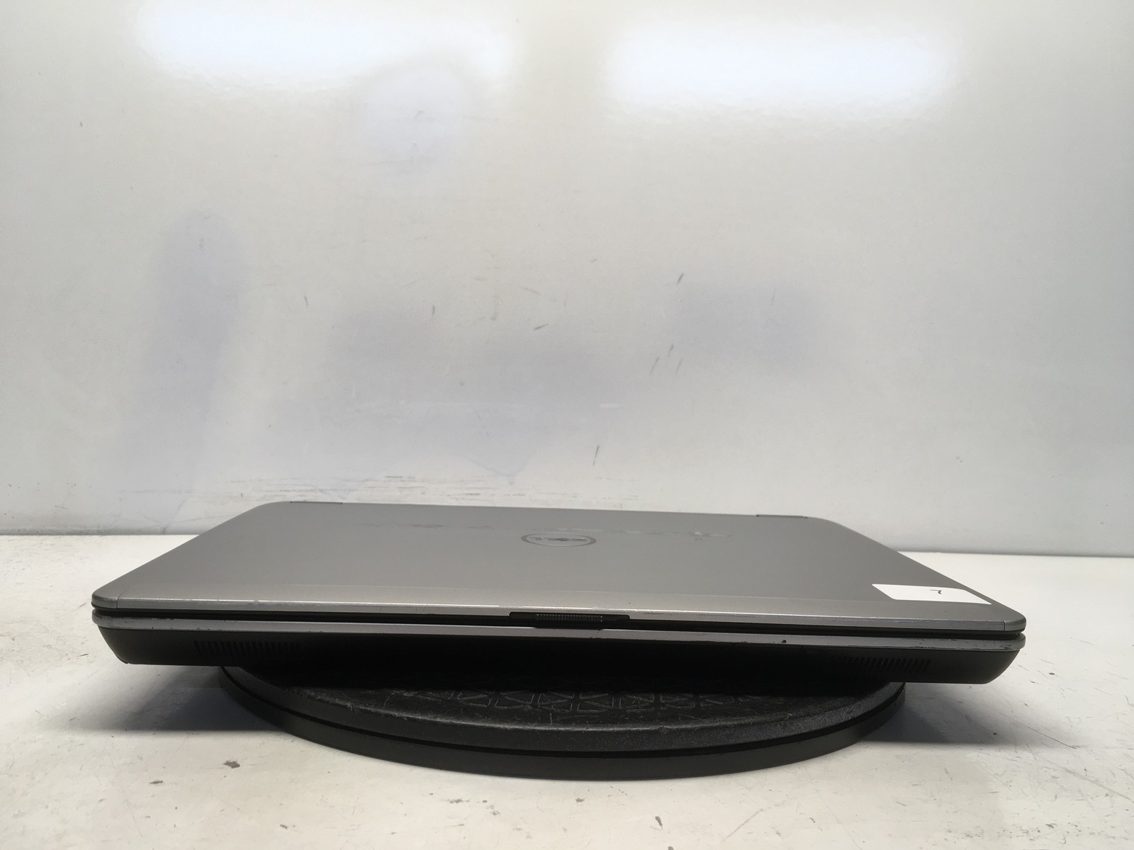 Dell Latitude E6440 Intel i5-4310M 2.7GHz 4 GB NO HDD No Batt