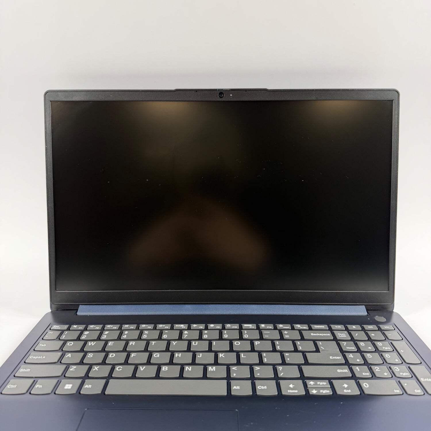 Broken Lenovo IdeaPad 15.6″ Ryzen 3 7320U 2.4GHz 8GB RAM 256GB SSD Bad Keyboard