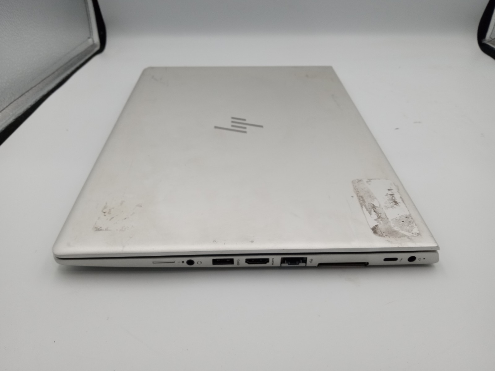 HP EliteBook 840 G5 14″ Touchscreen Intel Core i7 4GB 128GB SSD Windows 11