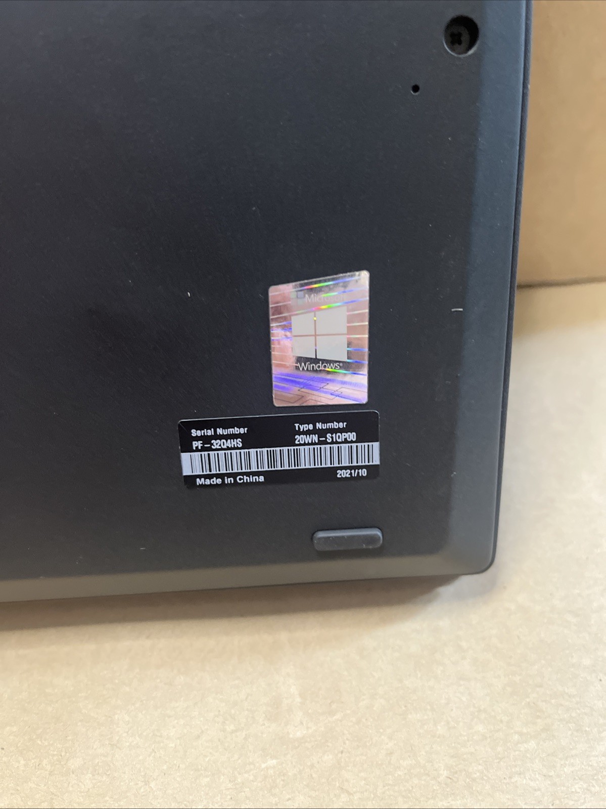 Thinkpad T14S Gen 2i – i5-1145G7 – 16GB DDR4 – 256GB NVME SSD – Linux Mint