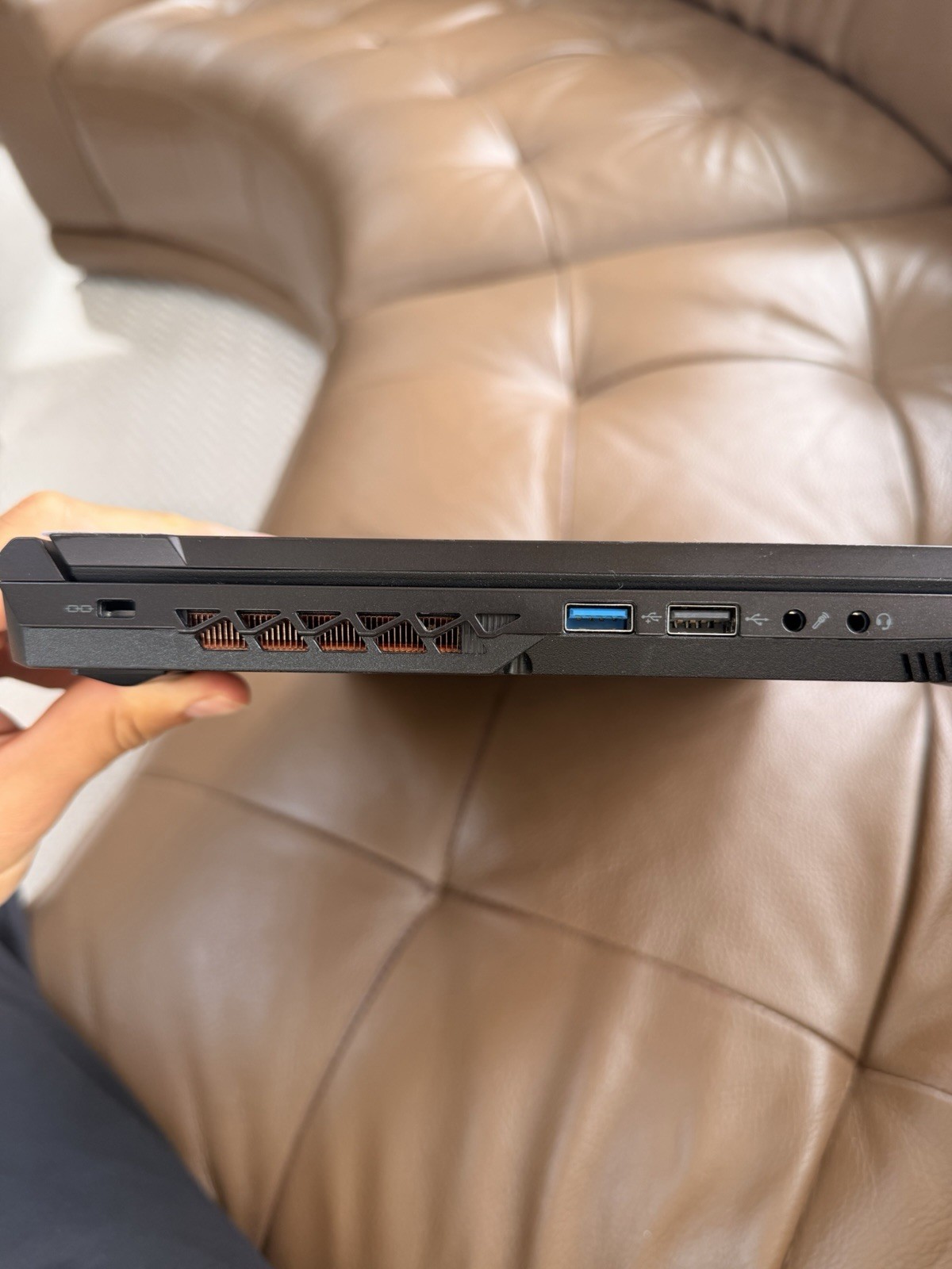 Sager Clevo NP70PNP Laptop (i7, 16GB, 500GB NVMe, RTX 3060, Win 11) (E10019847)