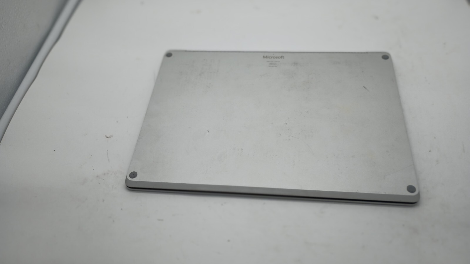 Surface Laptop (No charger). i5 7th gen.8GB.13.5″ 2k Touch.256GB M.2.W11Pro