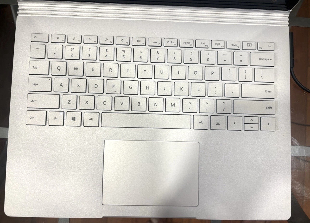 Microsoft Laptop 2/ 7th I5/ 8ram/ 128 Ssd/ Win 10 Pro/ Charger Included/ Touch