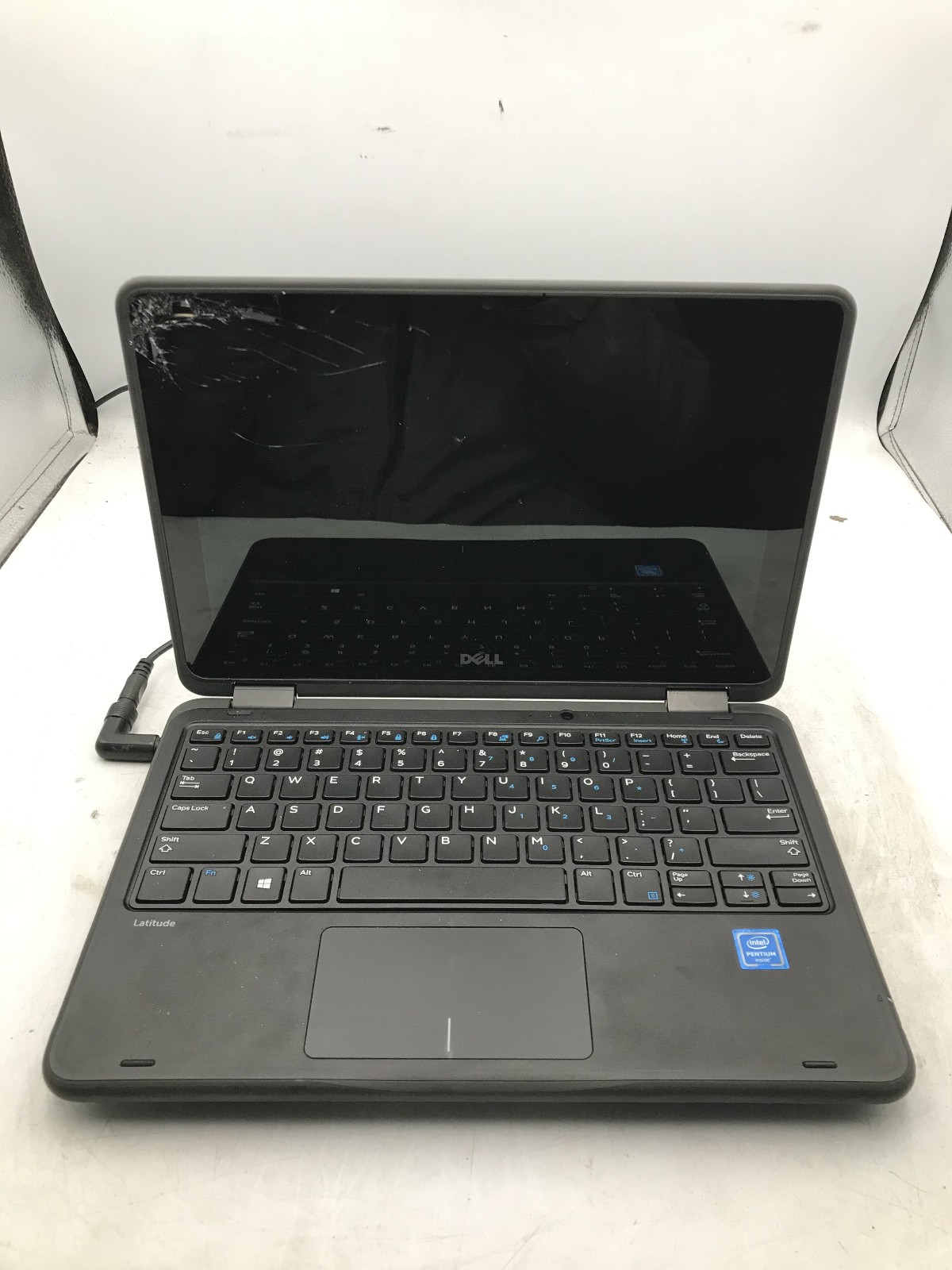 DELL LATITUDE 3189 – LOT OF 5 – FOR PARTS/REPAIR – VARIOUS CONDITIONS – READ -BB