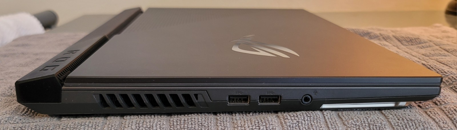 Ausu ROG STRIX G513Q Gaming Laptop Parts Only