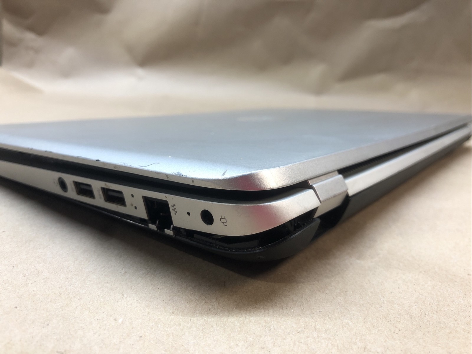 HP Envy 15″, AMD Quad-Core A8-5550M @2.1GHz, 8GB RAM, NO HDD/OS, **FOR PARTS**