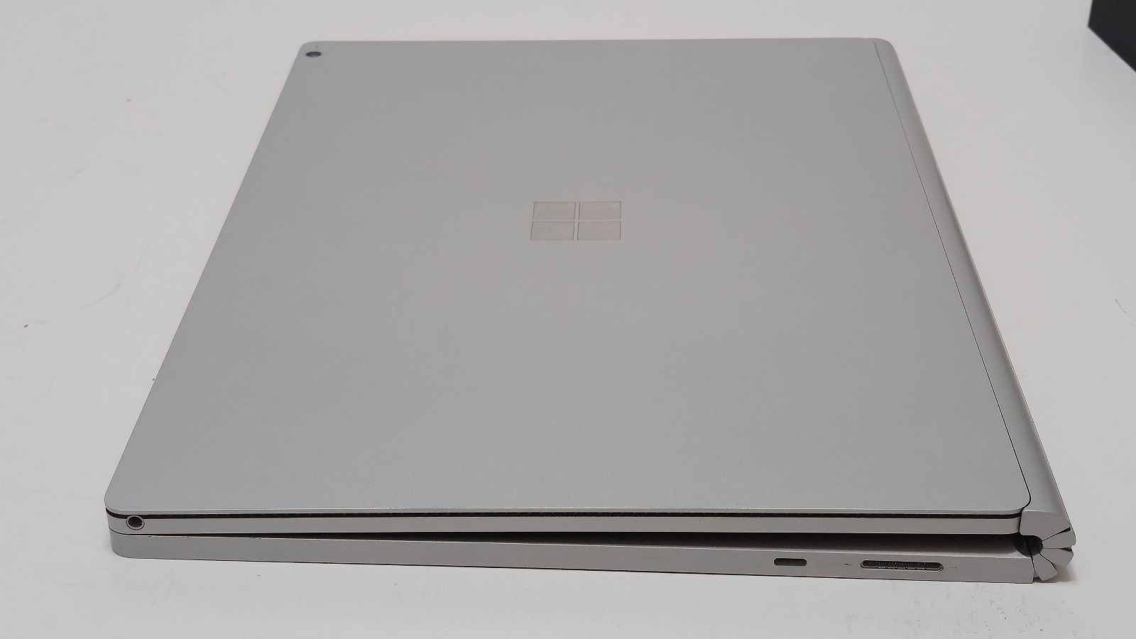 Surface Book 3 15″ (1899) i7-1065G7 32GB RAM 1TB SSD GTX 1660 GPU 6GB GDDR6
