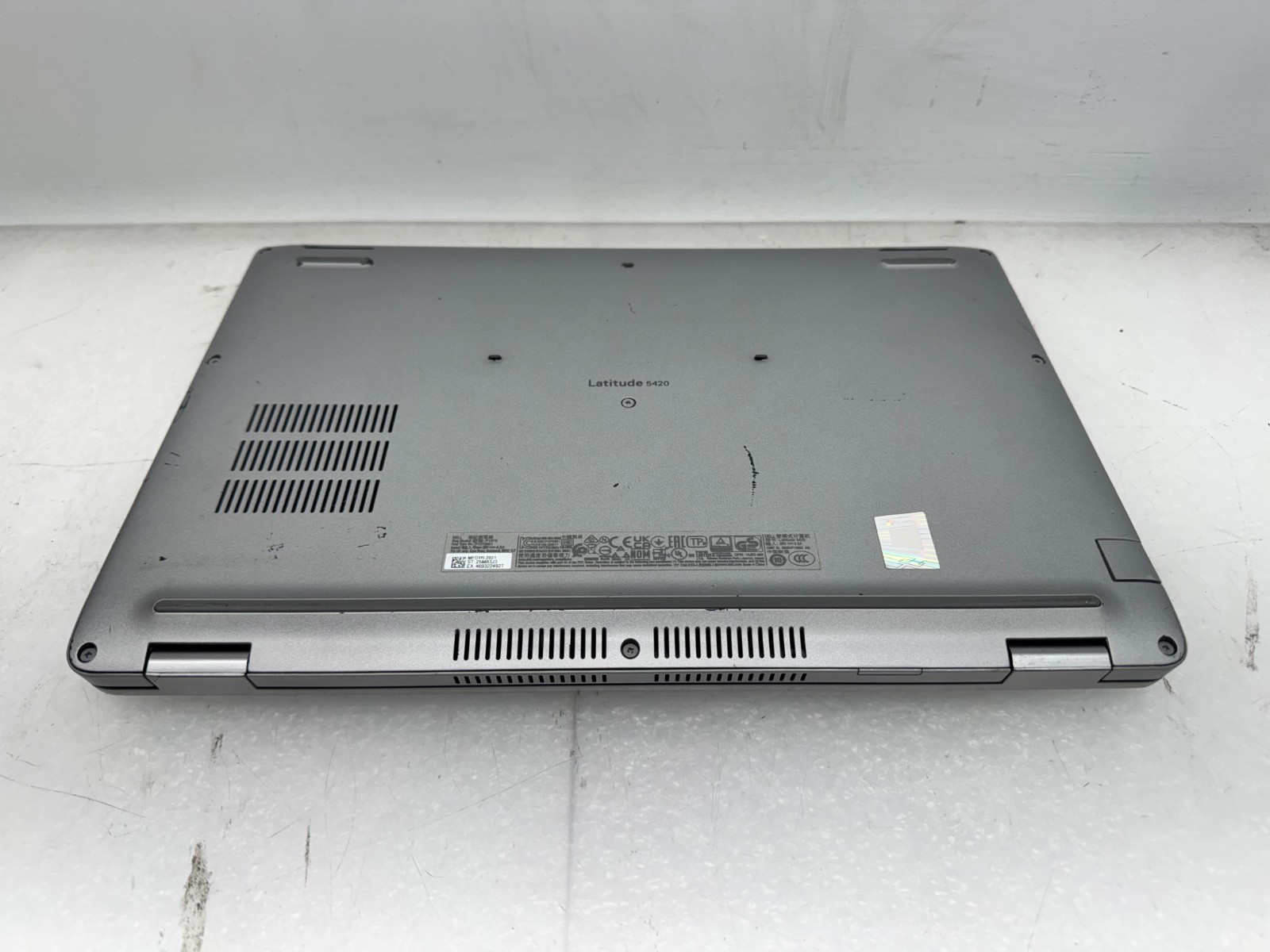 Dell latitude 5420 14″ Intel Core i7-1165G7@2.8GHz 16GB DDR4 256G W/AC Laptop