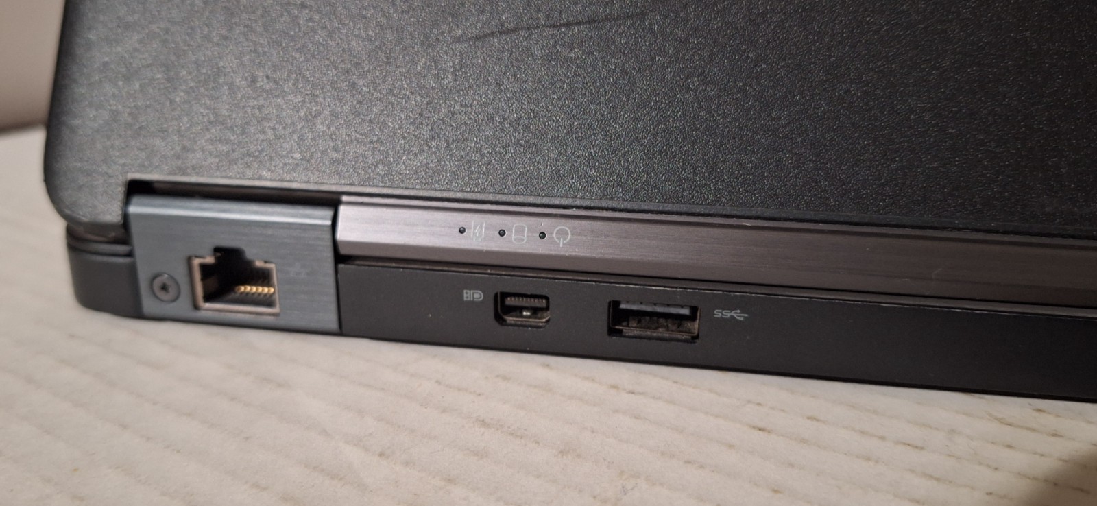 Dell Latitude E7450 i5 SSD DDR3 WINDOWS 10 PRO LAPTOP PC USED