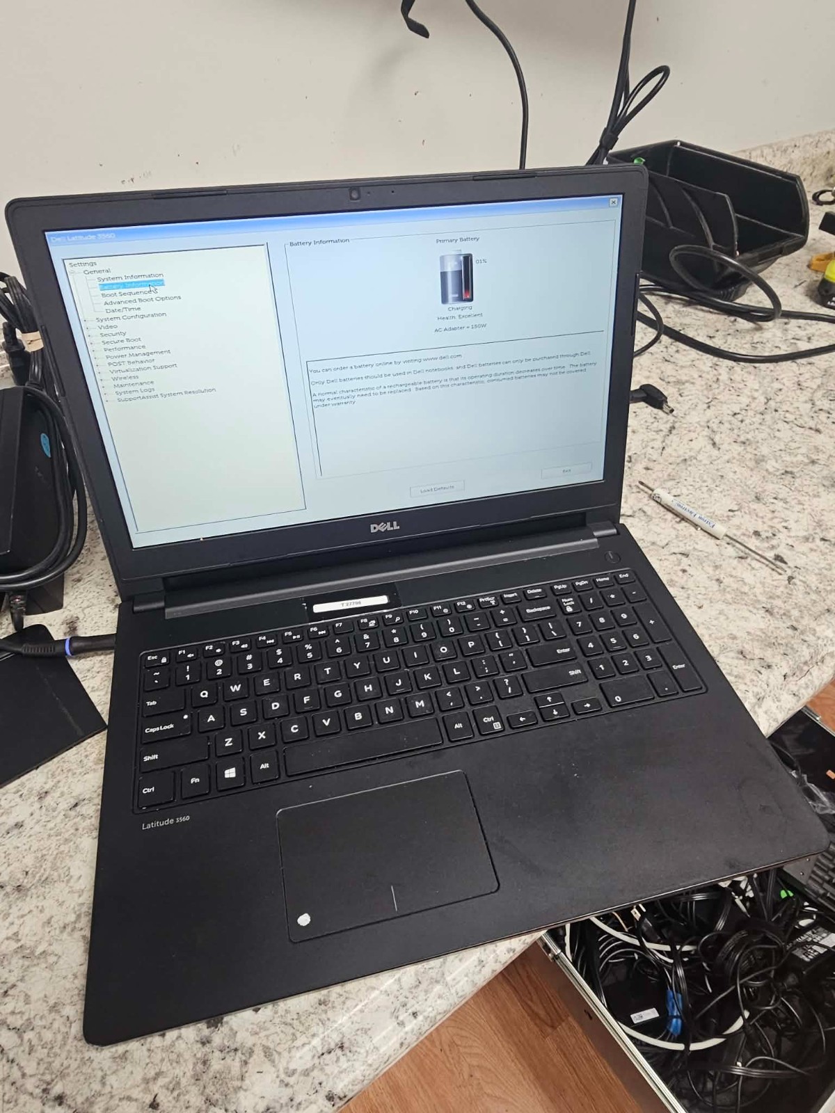 Dell Latitude 3560 i5-5200U@2.2GHz 4GB DDR3 500GB WiFi BT – Powers/Posts