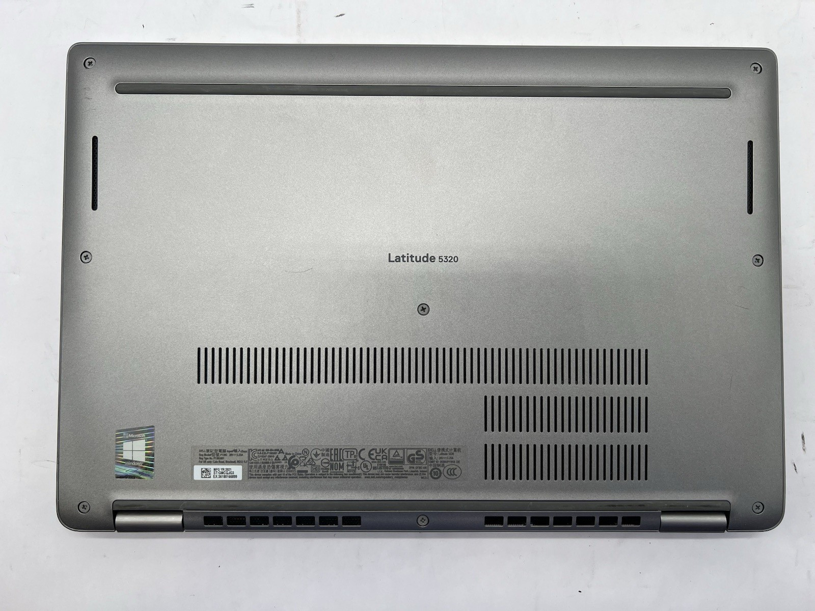 Dell Latitude 5320, i5-1135G7, @ 2.40GHz, 8GB RAM, 256GB NVMe-No OS/Adapter