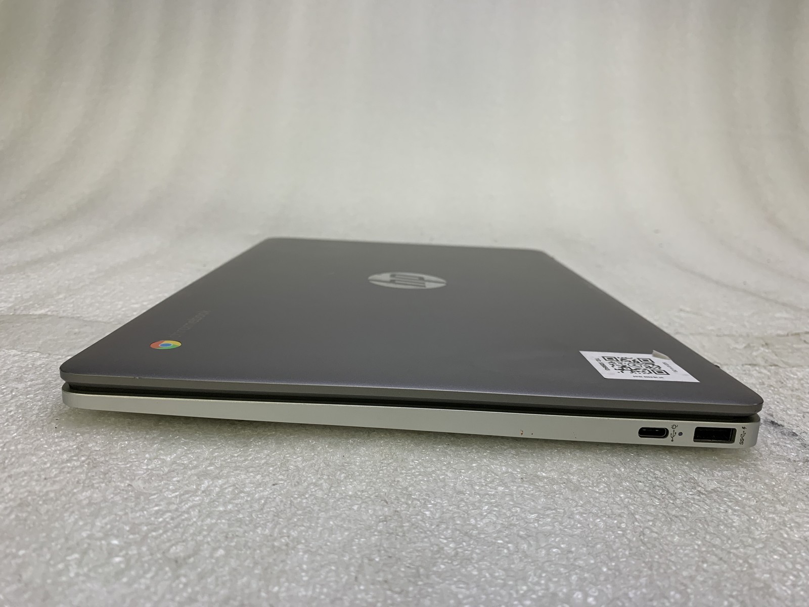 HP 14a-na0023cl 14 inch (64GB, Intel Celeron, 2.60GHz, 4GB of ram)