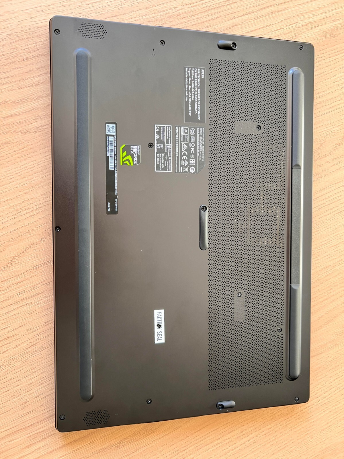 MSI GS65 Stealth Thin 8RF | 15.6″ 144Hz 7ms | i7-8750H | 16GB Memory | GTX 1070