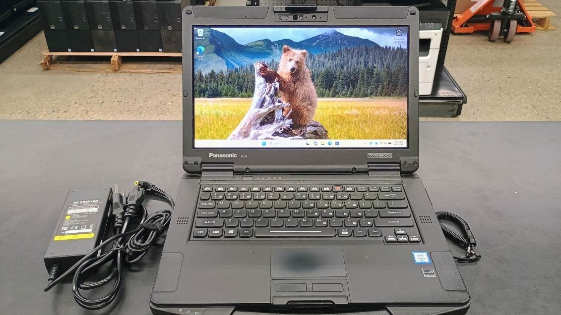 Panasonic Toughbook FZ-55 i7-8665U 1.90Ghz-16GB RAM -512GB SSD- READ Screen Fade