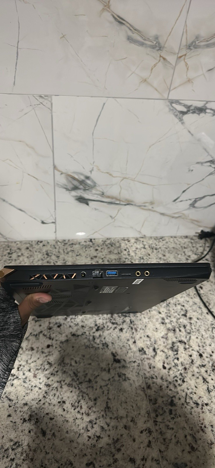 MSI Gaming Laptop – Intel i7, RTX 2070 Max-Q, 144Hz Display