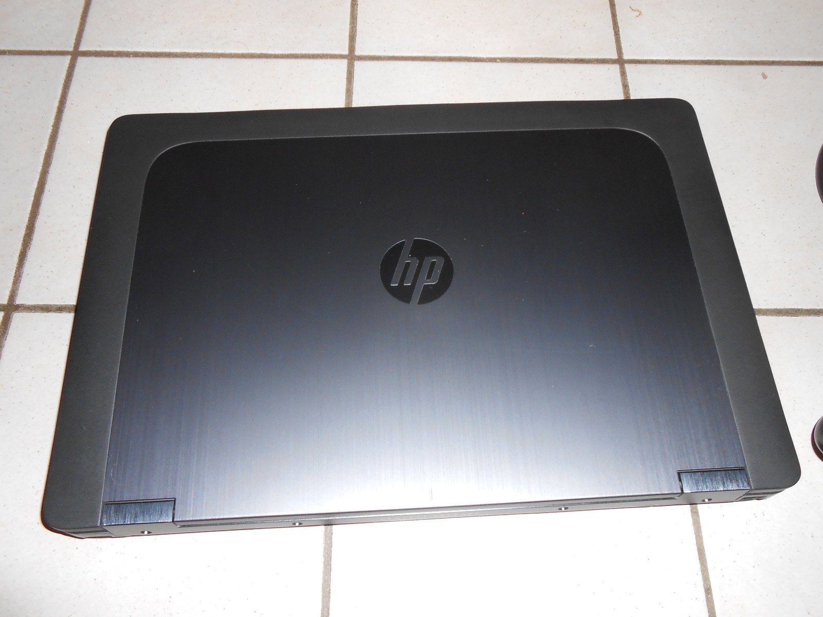 HP ZBook 15 G2 i7-4710MQ 24GB 256GB SSD FullHD nVidia Quadro K1100M Linux Mint
