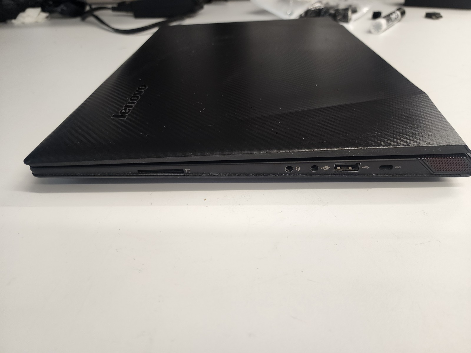Lenovo IdeaPad Y40-70 Intel i7 4TH Gen, 16GB, Radeon R9 M275 512gb SSD READ!