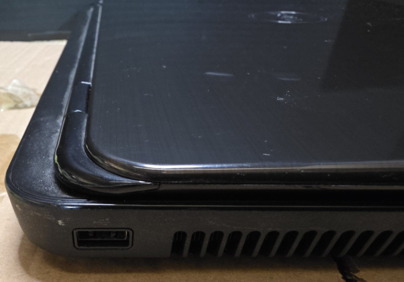 Dell Inspiron N5110 Windows 7 Ultimate Intel Core i5 6GB RAM 596GB HD Dead Batte