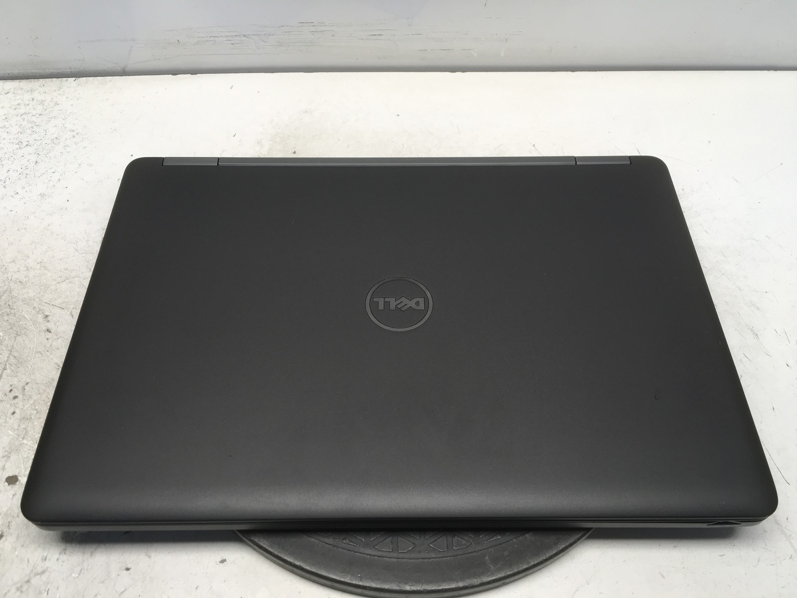 Dell Latitude E5550 Intel i5-5300U 2.3GHz 8 GB NO HDD No Batt