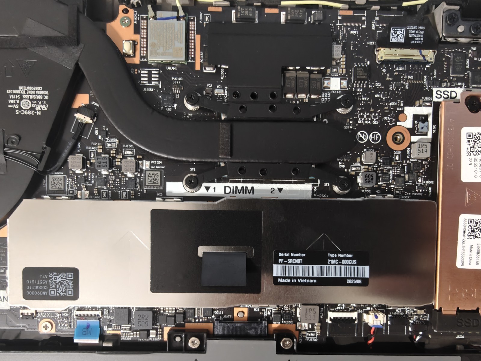 Lenovo ThinkPad T14 Gen 5 14in Ryzen 7 PRO 8840U 16GB 512GB SSD Win10