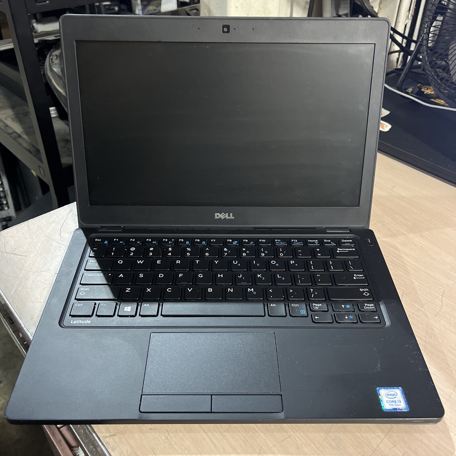 DELL LATITUDE 5280 INTEL CORE I3-7100U 2.40GHZ 8GB RAM NO HD .