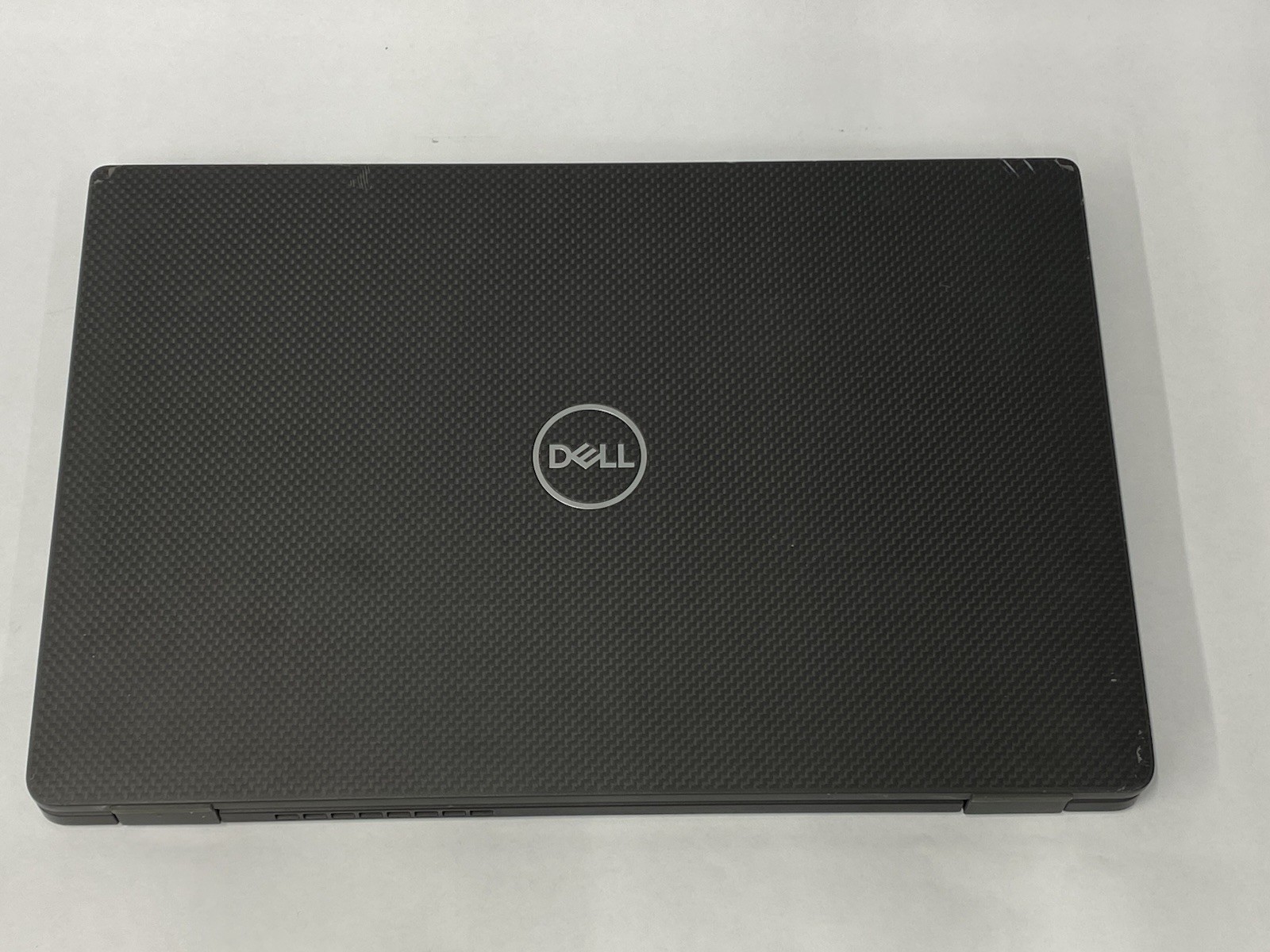 Dell Latitude 7410 – Grade B – FHD – i7-10610U – 16GB – 512SSD – W11P