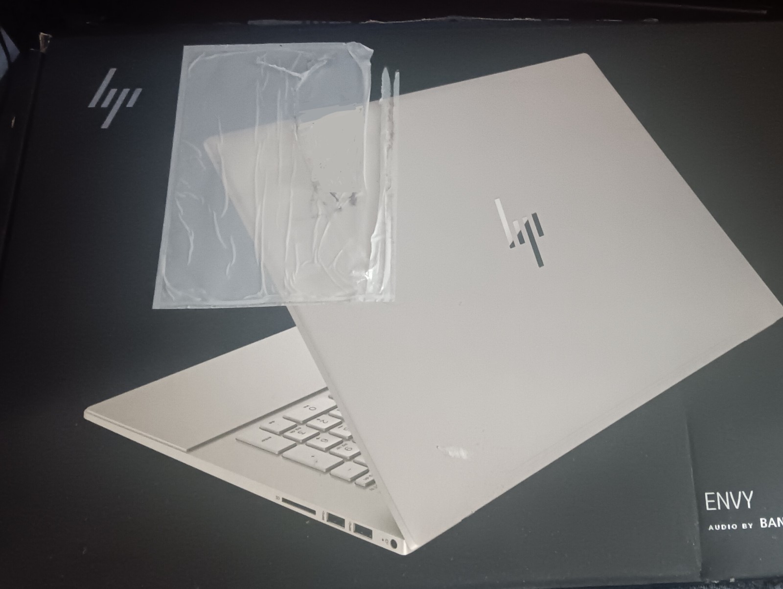 HP ENVY LIKENEW COMPUTER NTEL CORE I7-1165G7 | 1TB CMOS ISSUE