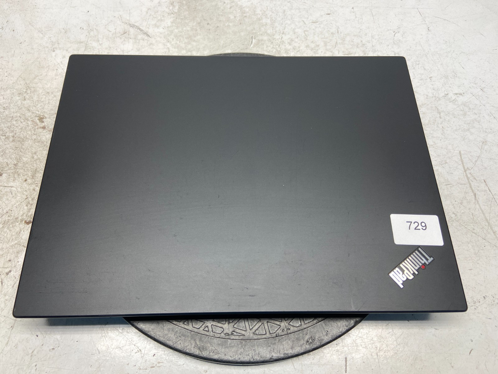 Lenovo ThinkPad E490 Intel i5-8265U 1.6GHz 16 GB NO HDD