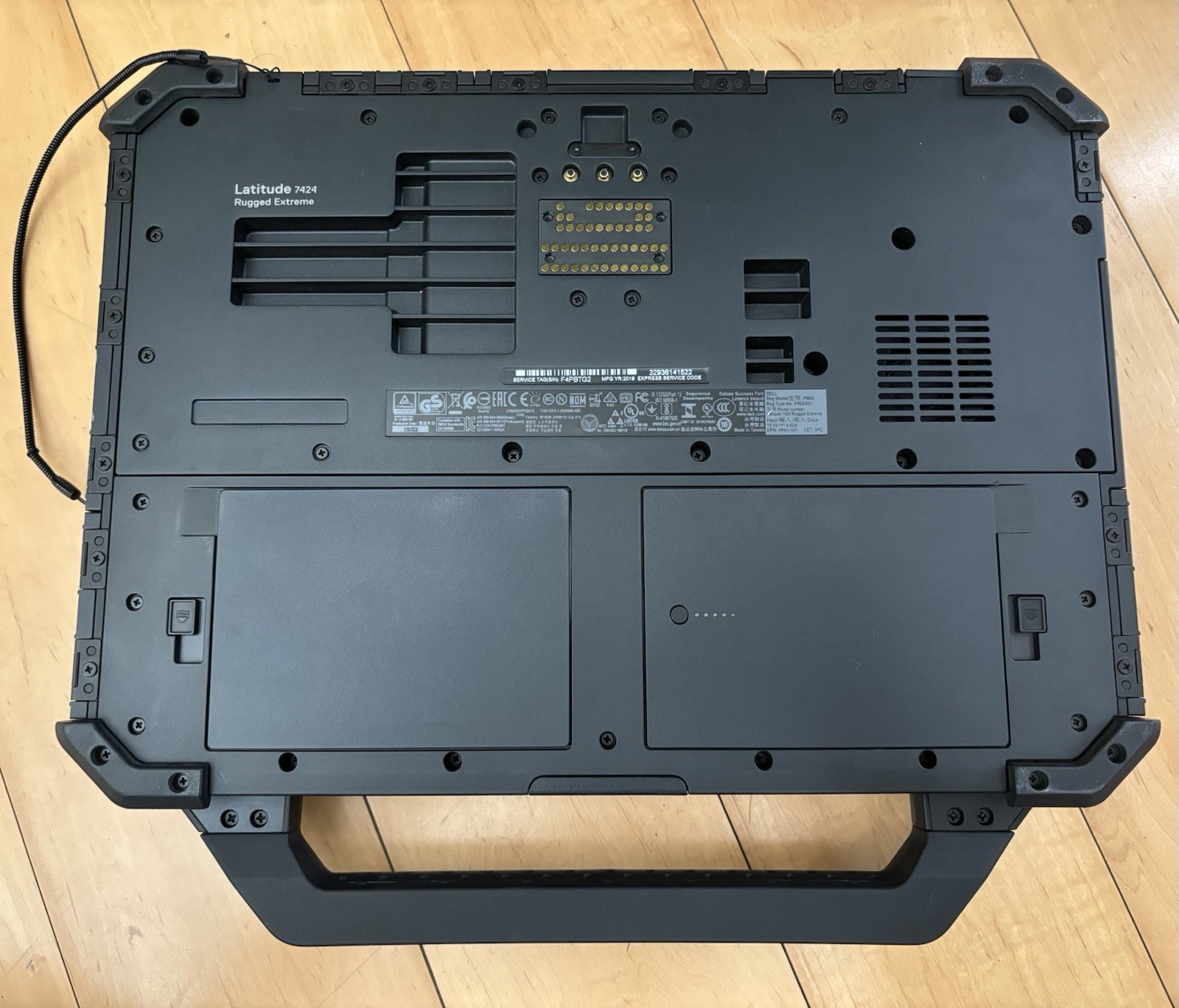 Dell Latitude Extreme 7424 Rugged Intel i5-8350U 1.70GHz 16GB 512GB Win 11 Pro