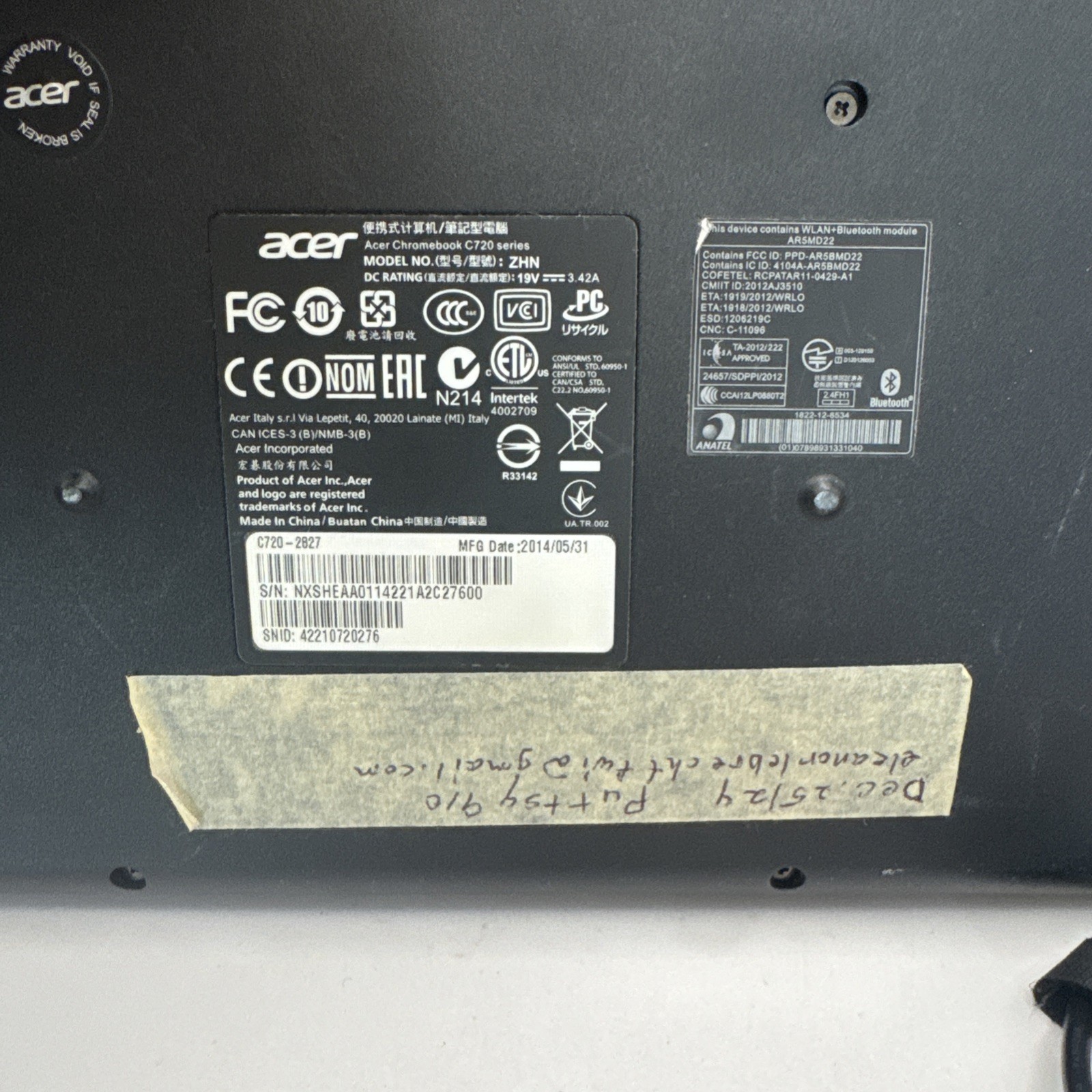 Acer Chromebook C720 loaded with Linux Mint Condition W/ Charger
