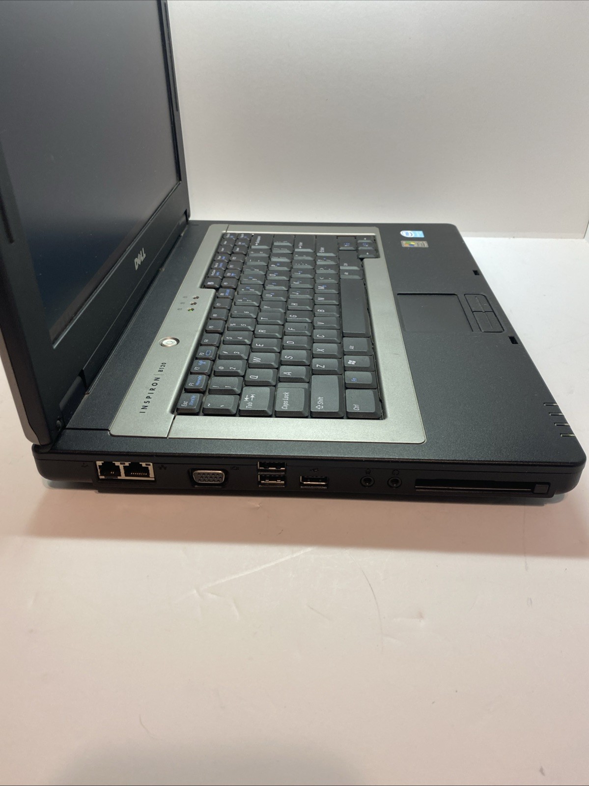 Dell Inspiron B120 XP Home OS 1.5 GHz 40 Gb Hdd 2gb Ram Cd/dvd Charger/battery