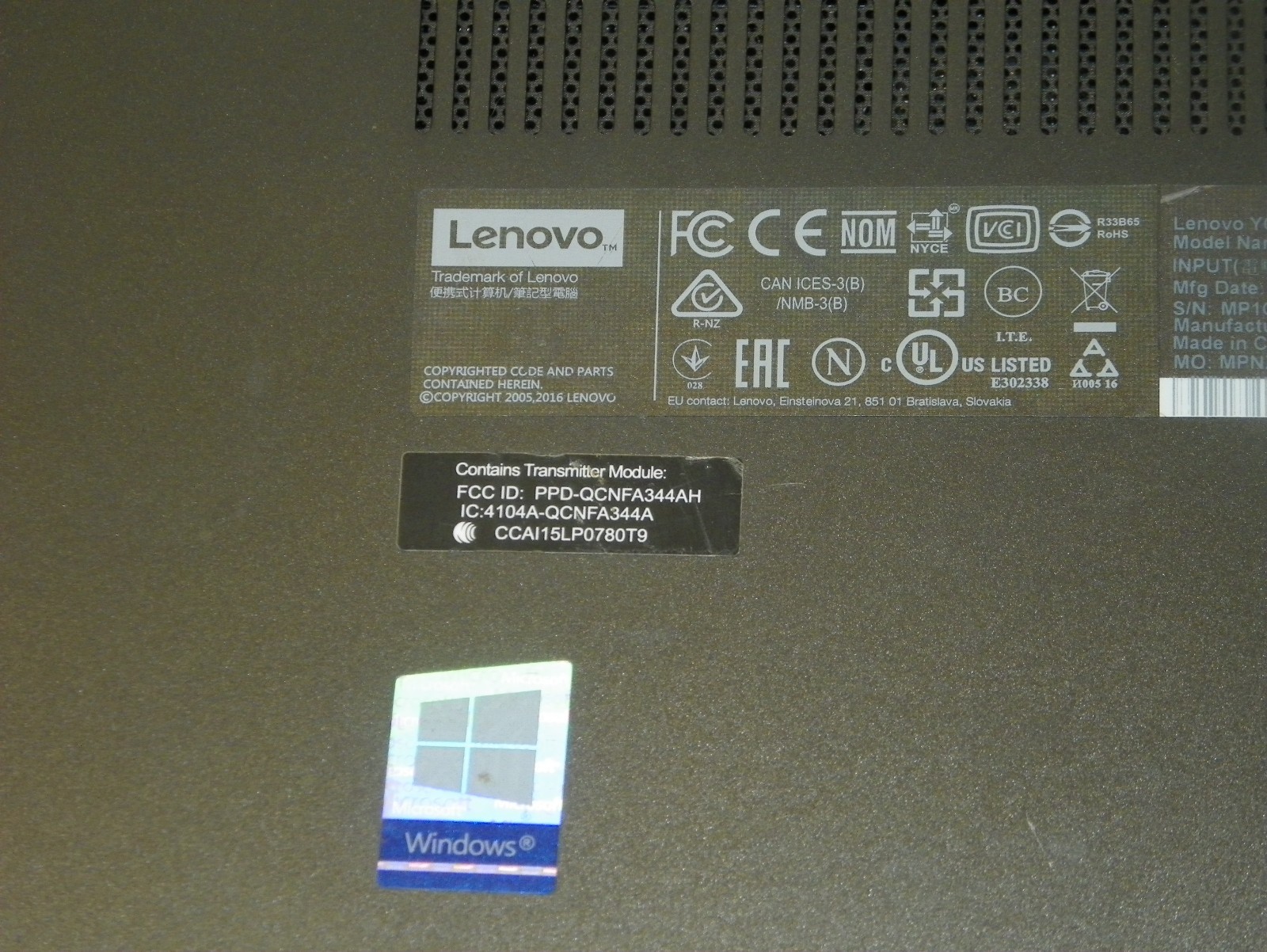 Lenovo Yoga 710 15.6 Inch 2-In-1 Touchscreen i5 For Parts – Has Screen Issue